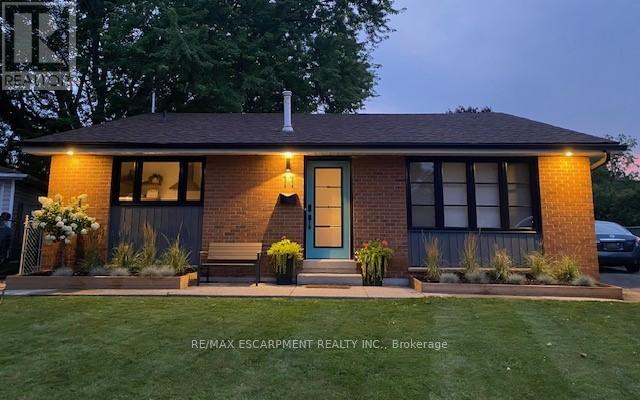 11 Sandlyn Court, Hamilton, Ontario  L8H 2R4 - Photo 46 - X12901040