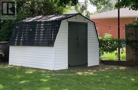 11 Sandlyn Court, Hamilton, Ontario  L8H 2R4 - Photo 47 - X12901040