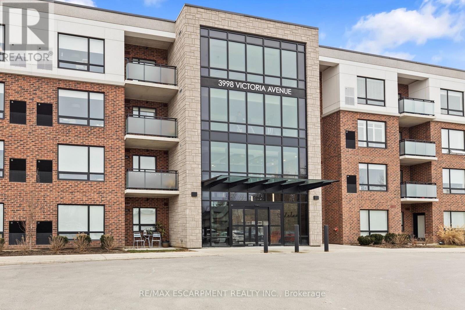 211 - 3998 Victoria Avenue, Lincoln, Ontario  L0R 2C0 - Photo 3 - X12901054