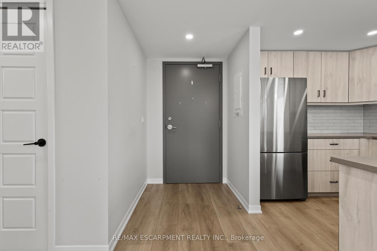 211 - 3998 Victoria Avenue, Lincoln, Ontario  L0R 2C0 - Photo 7 - X12901054