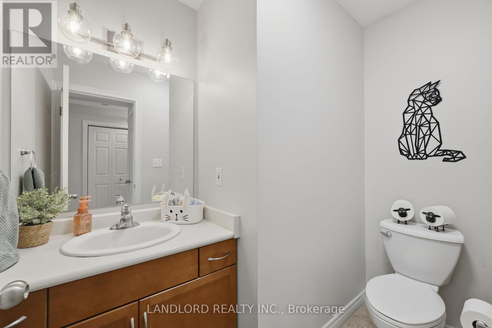 16 Windemere Place, St. Thomas, Ontario  N5R 6H3 - Photo 17 - X12901200