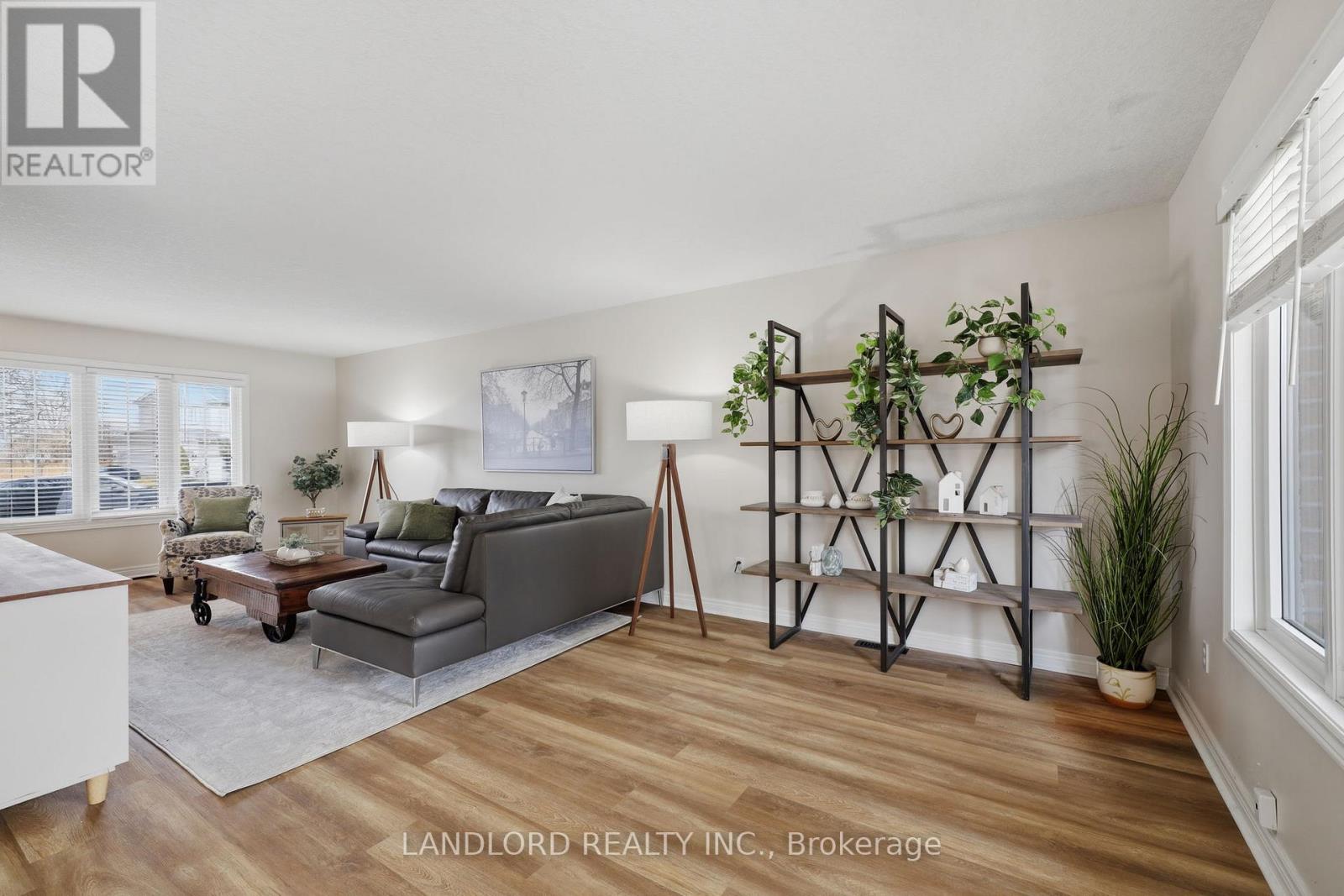 16 Windemere Place, St. Thomas, Ontario  N5R 6H3 - Photo 9 - X12901200