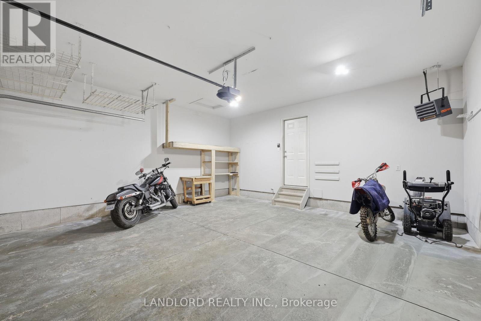 16 Windemere Place, St. Thomas, Ontario  N5R 6H3 - Photo 41 - X12901200