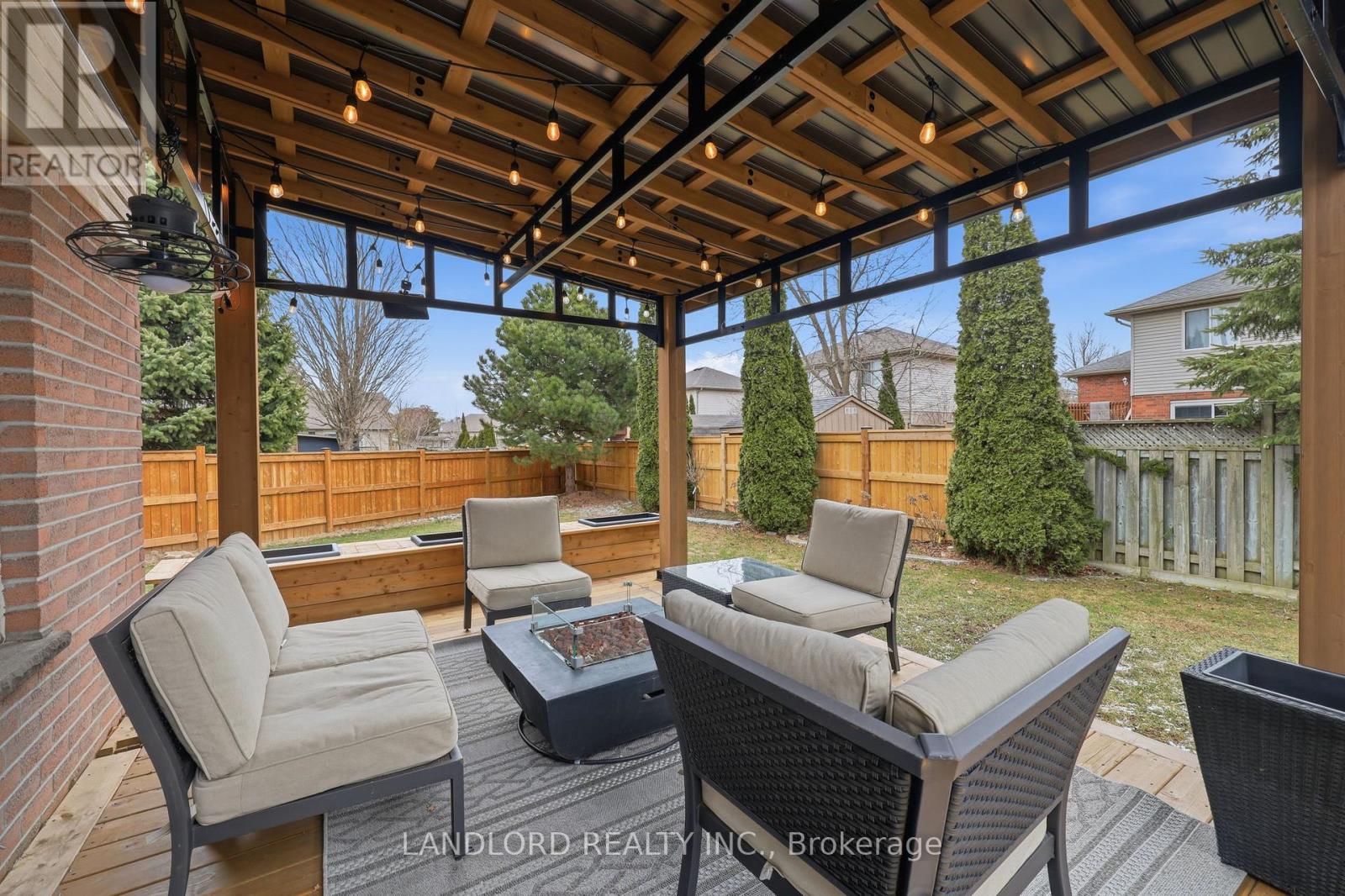 16 Windemere Place, St. Thomas, Ontario  N5R 6H3 - Photo 32 - X12901200