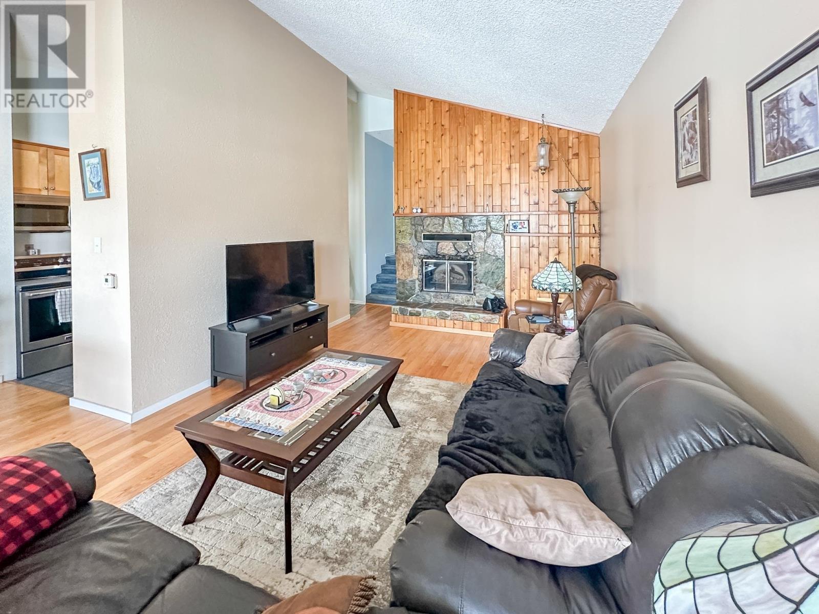 316 May Avenue, Kenora, Ontario  P0X 1C0 - Photo 15 - TB2600391