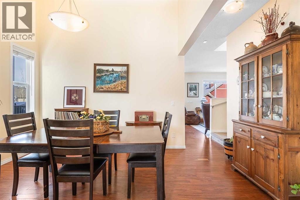 436 Cimarron Boulevard, Okotoks, Alberta  T1S 0J4 - Photo 4 - A2287310