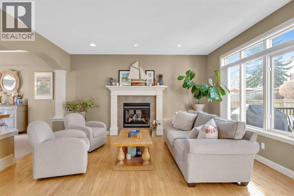 97 Strathridge Close Sw, Calgary, Alberta  T3H 4J3 - Photo 8 - A2294102