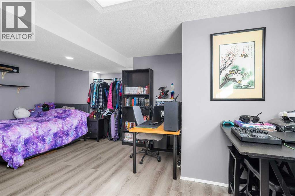 92 Millcrest Green Sw, Calgary, Alberta  T2Y 2J8 - Photo 17 - A2294599