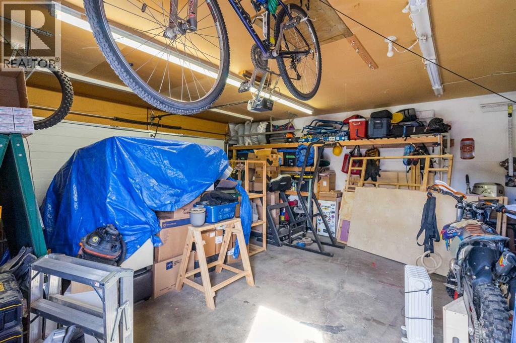 92 Millcrest Green Sw, Calgary, Alberta  T2Y 2J8 - Photo 26 - A2294599