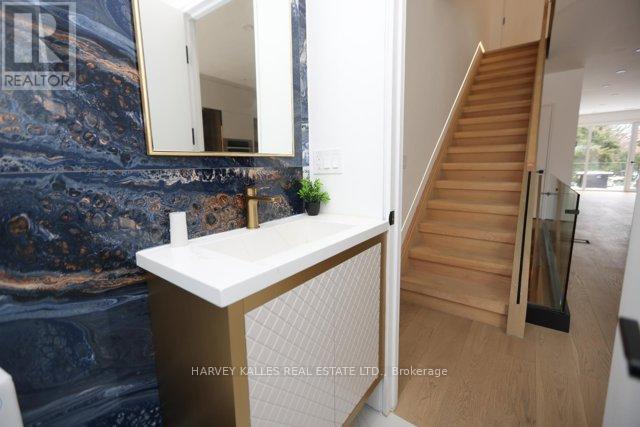 2970a Bayview Avenue, Toronto, Ontario  M2N 5K7 - Photo 33 - C12883836