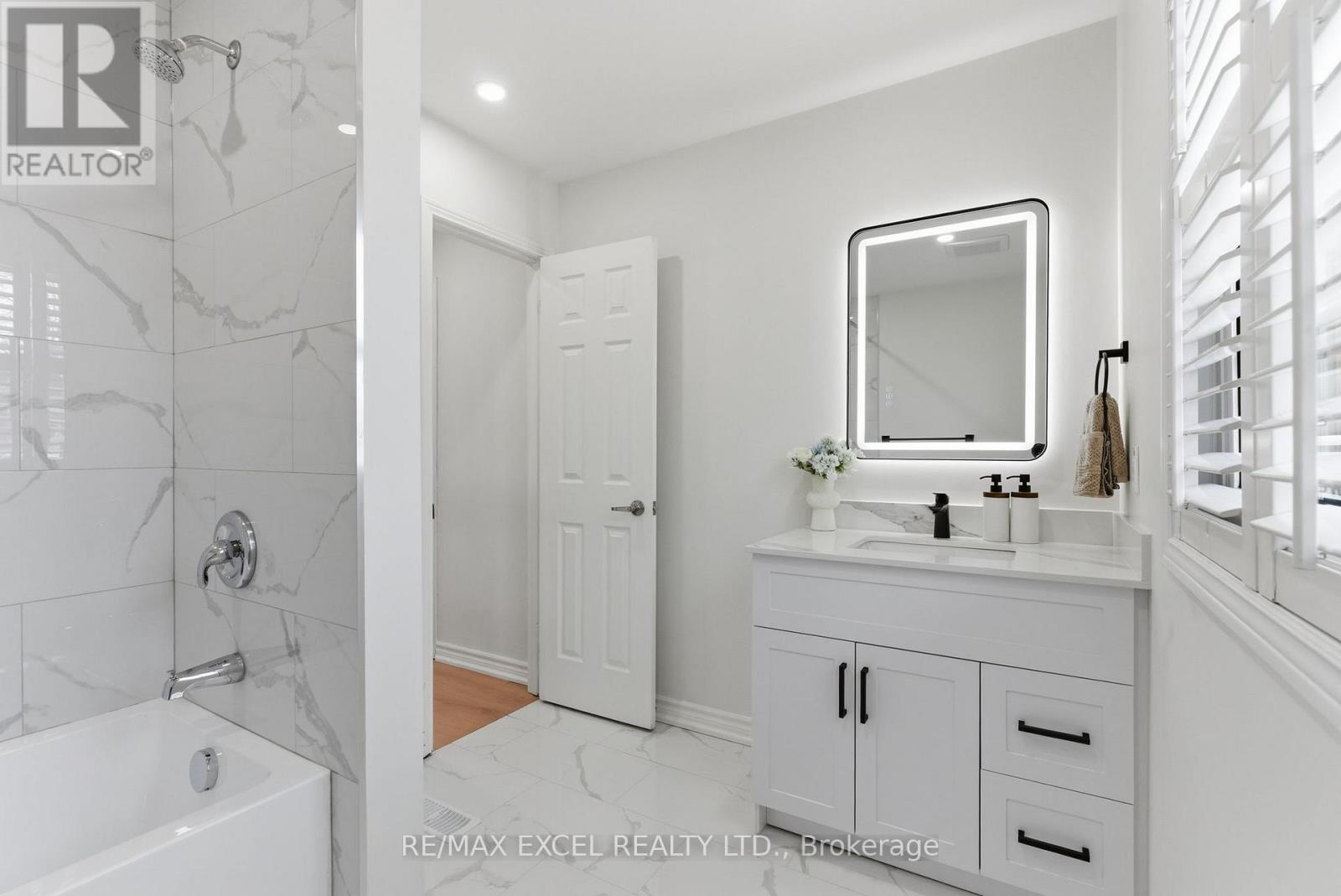 50 Stargell Drive, Whitby, Ontario  L1N 7X6 - Photo 24 - E12900112