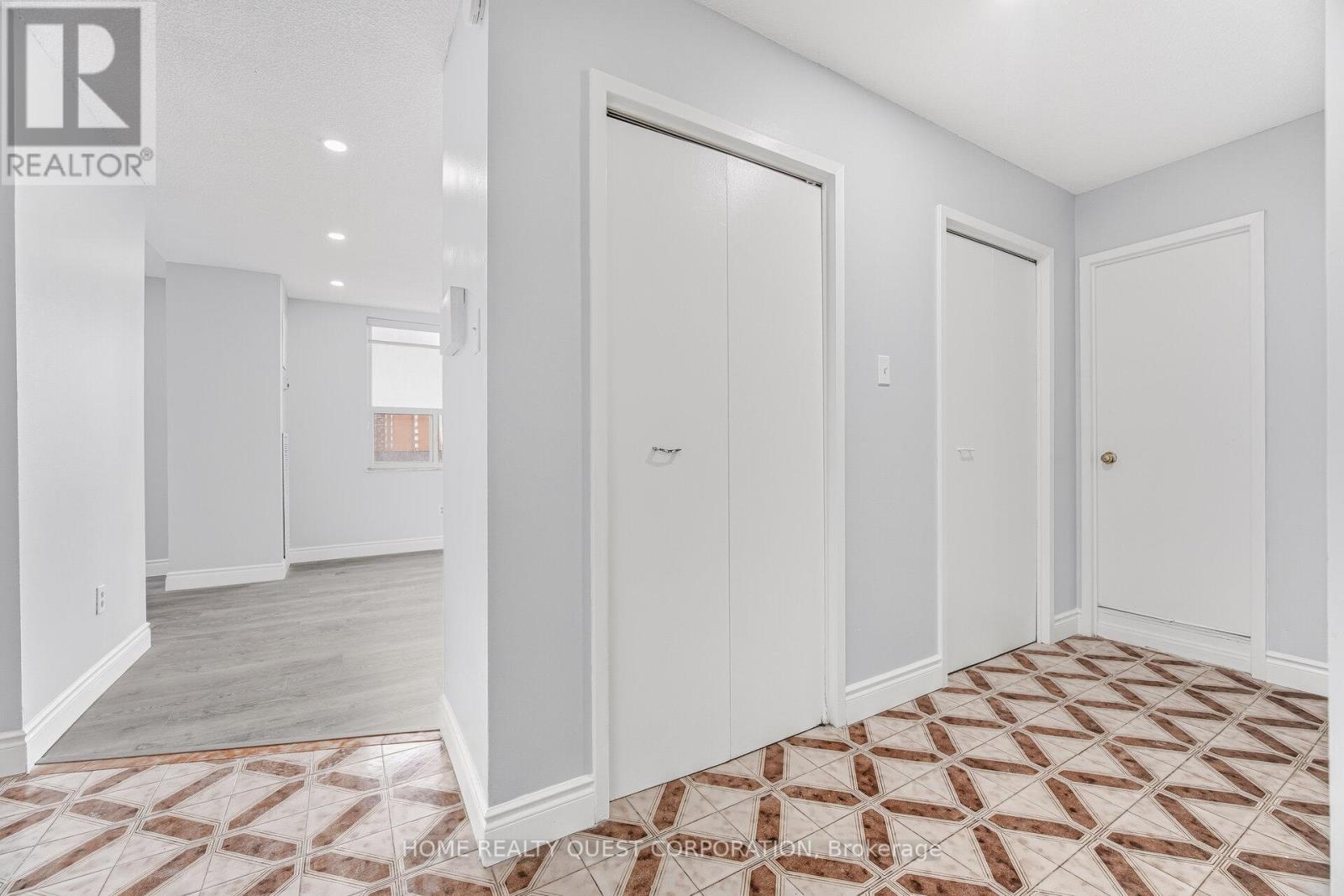 203 - 45 Silverstone Drive, Toronto, Ontario  M9V 4B1 - Photo 18 - W12843010