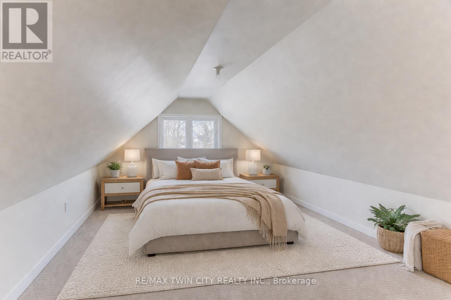 61 Waterloo Street, Kitchener, Ontario  N2H 3V1 - Photo 17 - X12767854