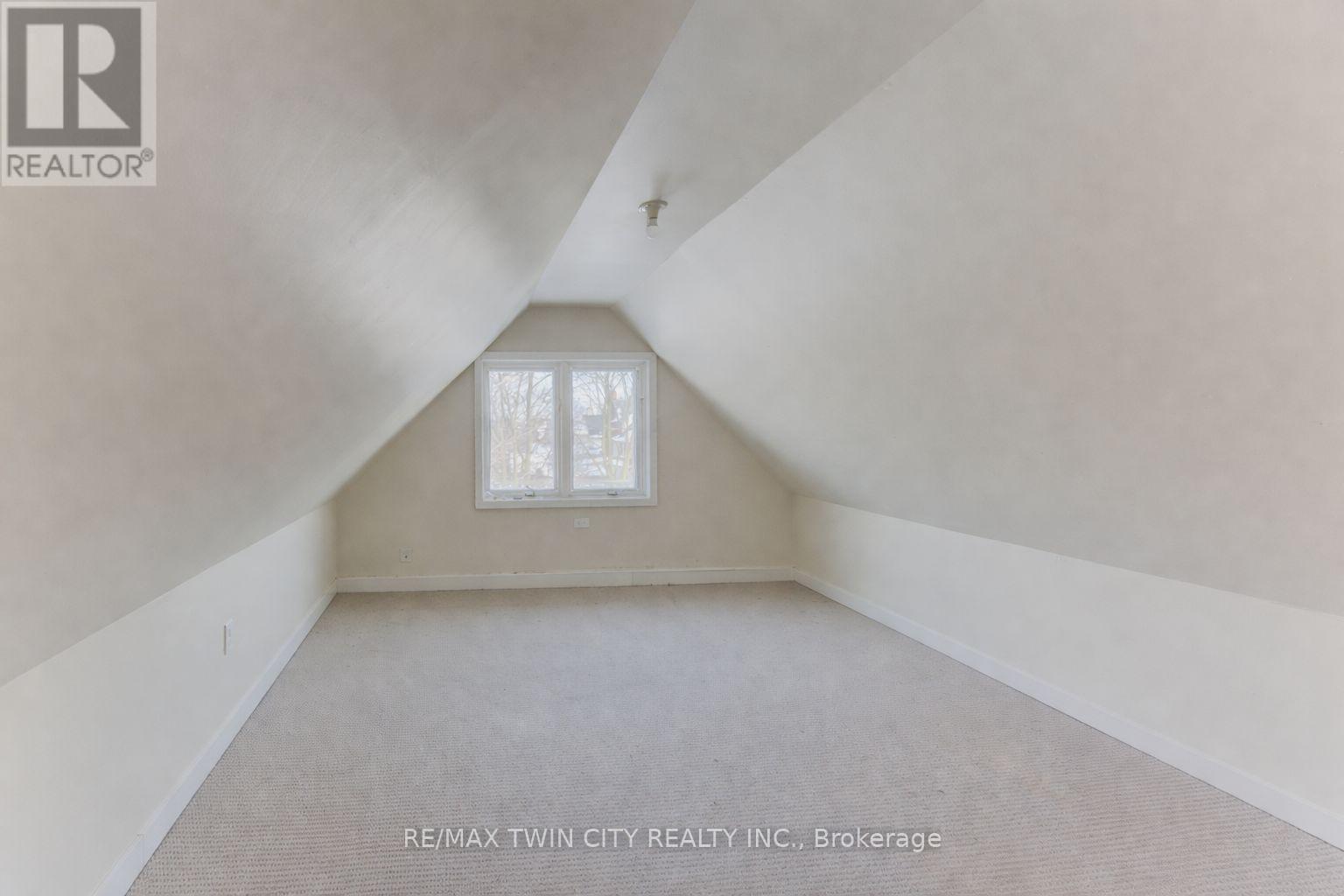 61 Waterloo Street, Kitchener, Ontario  N2H 3V1 - Photo 18 - X12767854