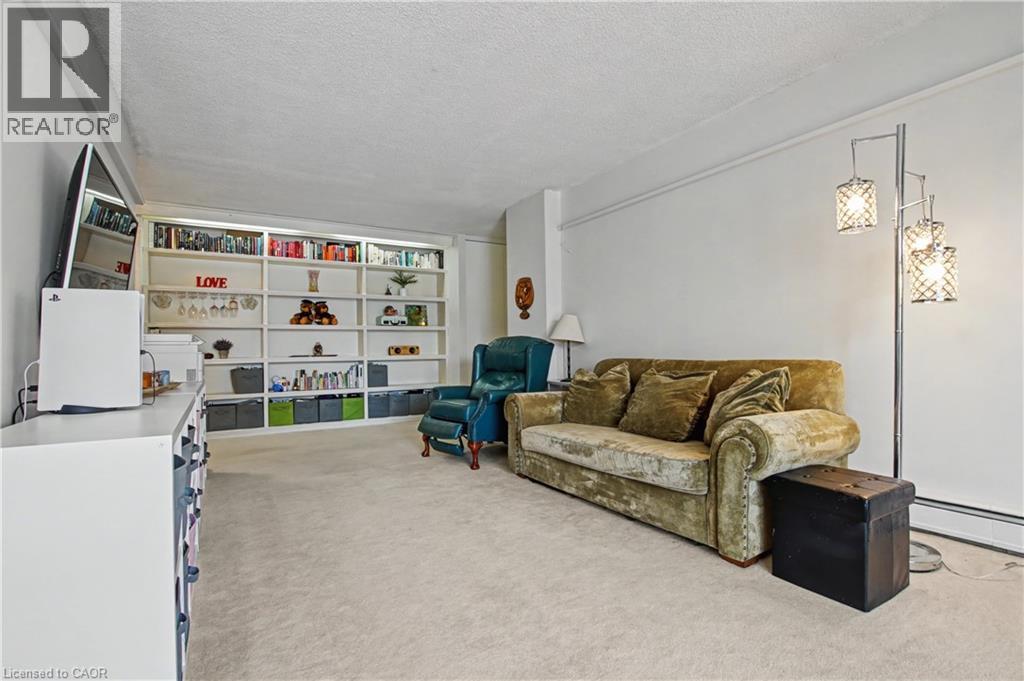 45 Westmount Road N Unit# 202, Waterloo, Ontario  N2L 2R3 - Photo 11 - 40813343