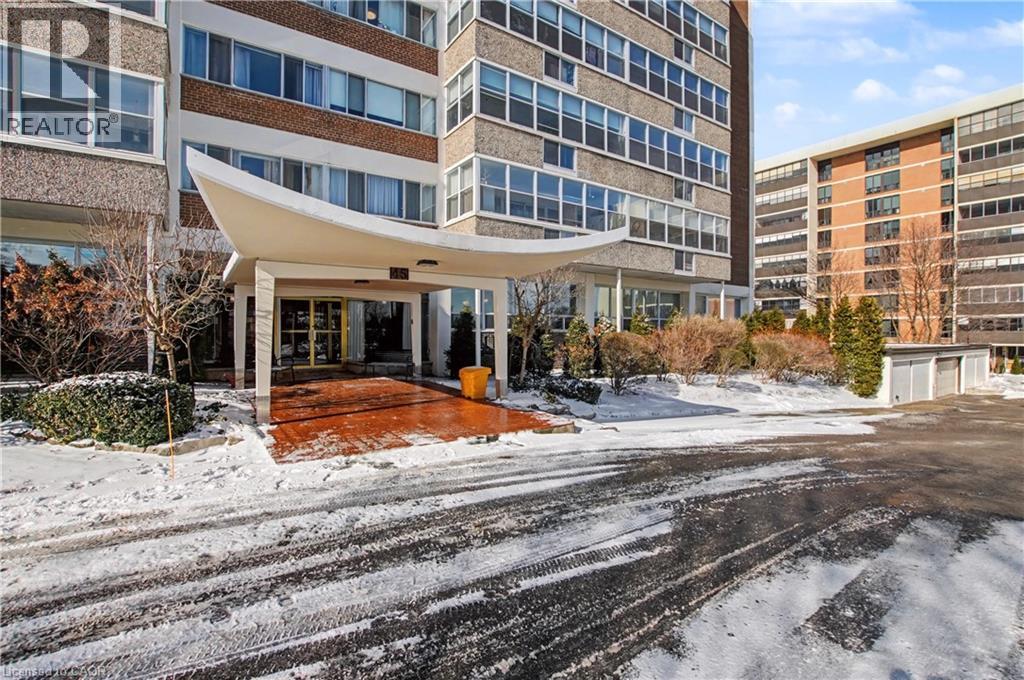 45 Westmount Road N Unit# 202, Waterloo, Ontario  N2L 2R3 - Photo 3 - 40813343