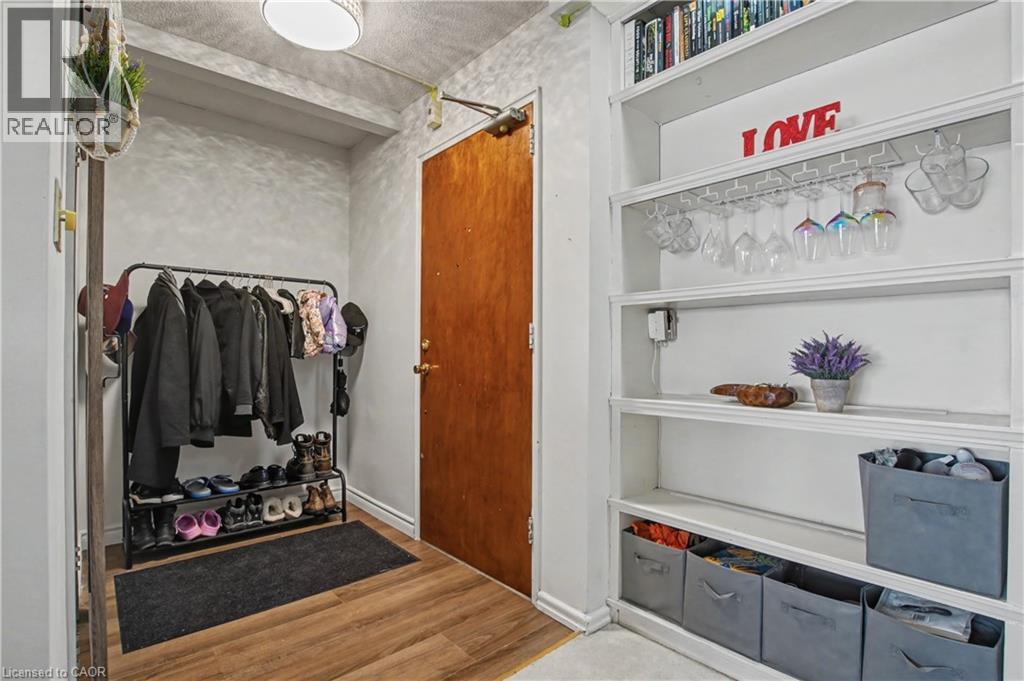 45 Westmount Road N Unit# 202, Waterloo, Ontario  N2L 2R3 - Photo 8 - 40813343