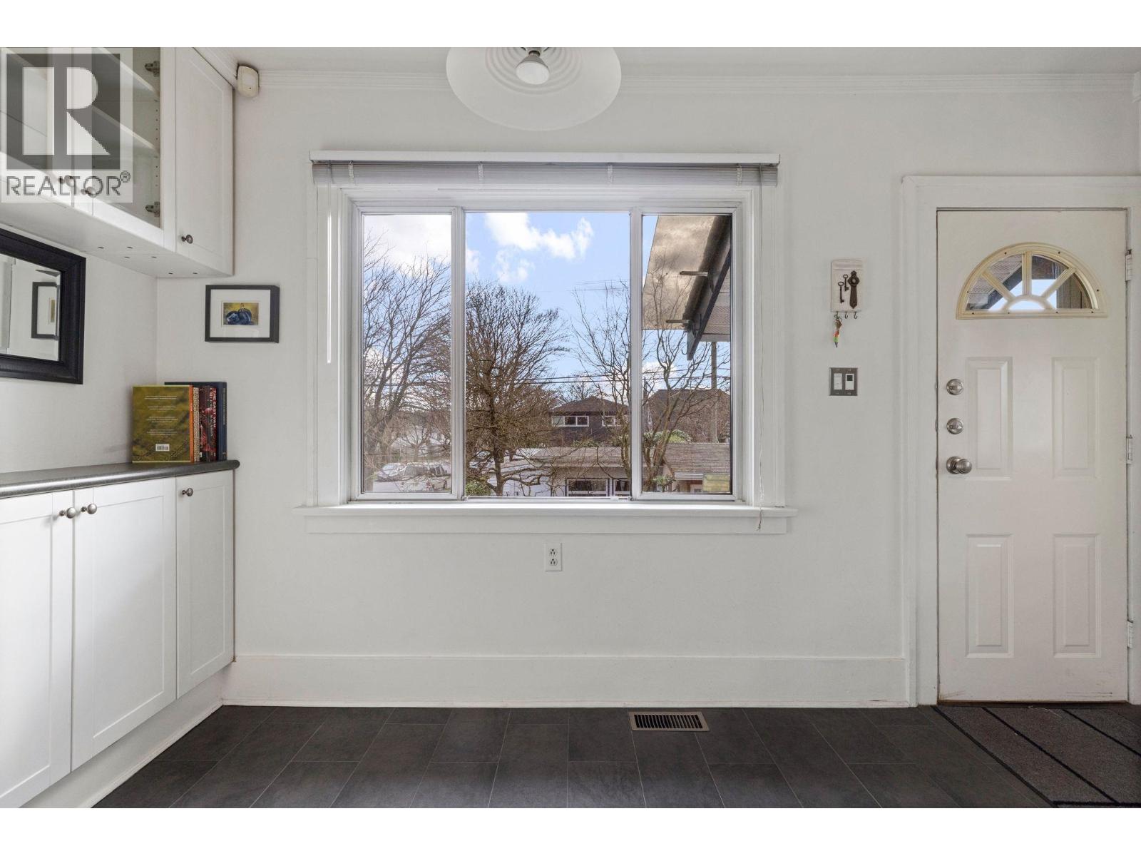 2094 E 7th Avenue, Vancouver, British Columbia  V5N 1S6 - Photo 13 - R3101677