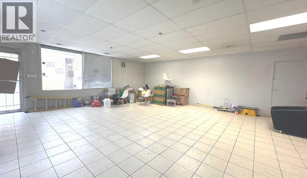 103, 1710 Centre Street NE, Calgary, Alberta