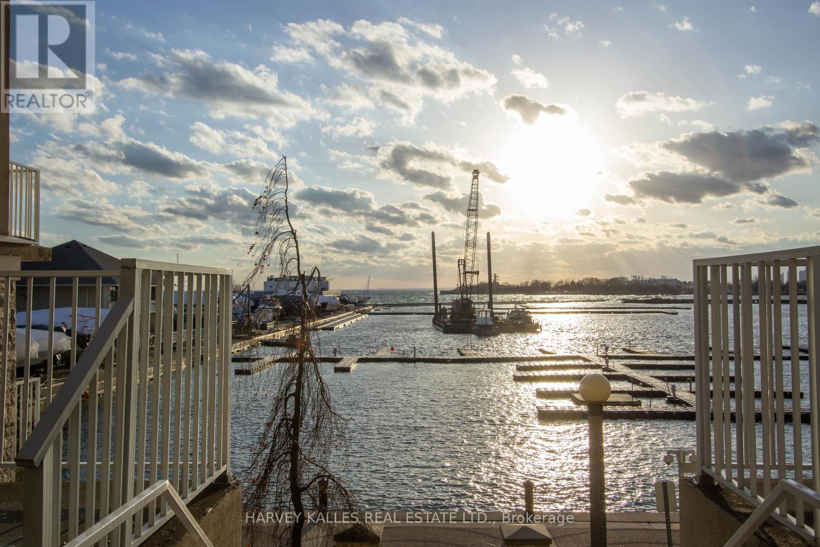 162 - 28 STADIUM ROAD S, Toronto, Ontario