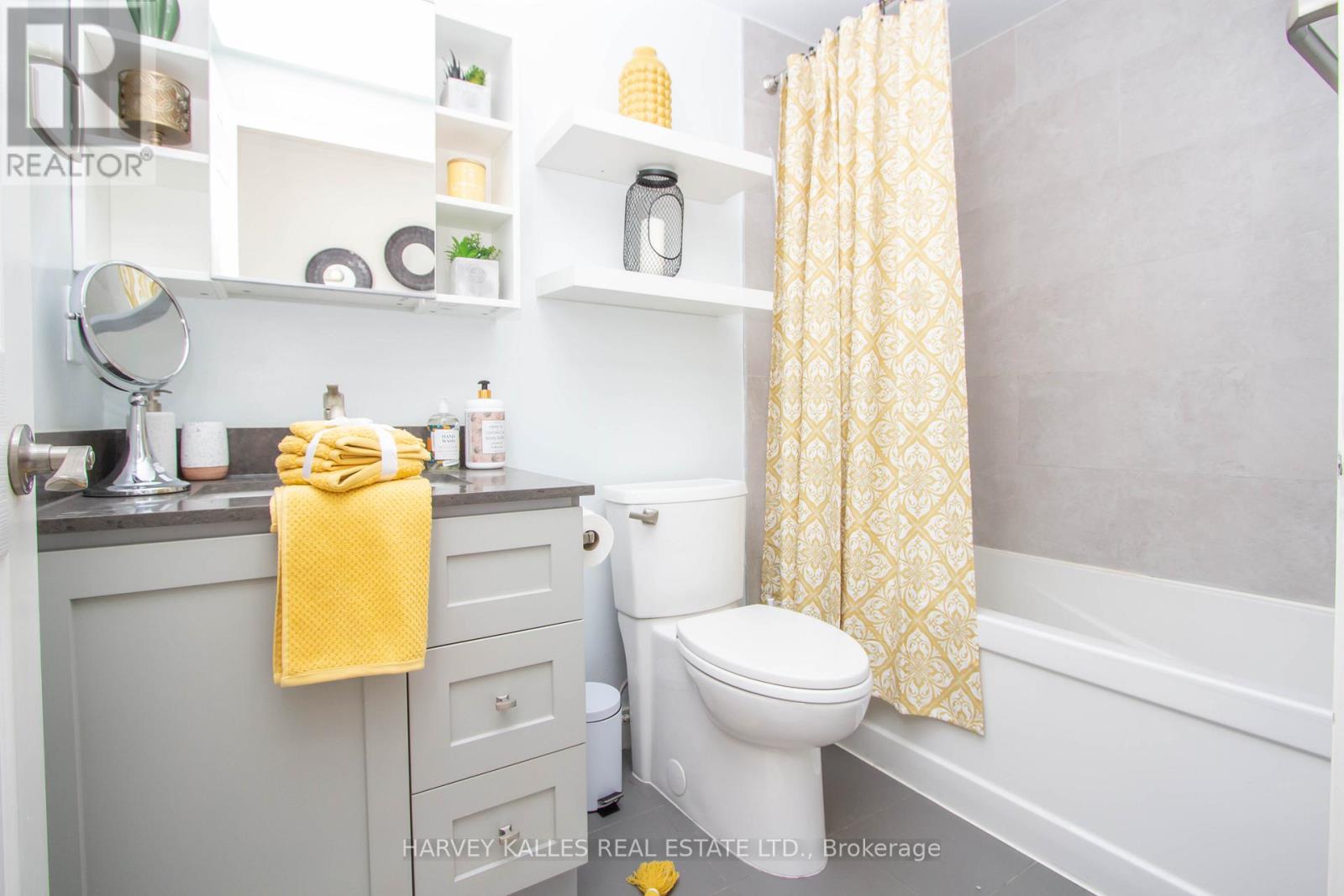 162 - 28 Stadium Road S, Toronto (Niagara), Ontario  M5V 3P4 - Photo 8 - C12901230