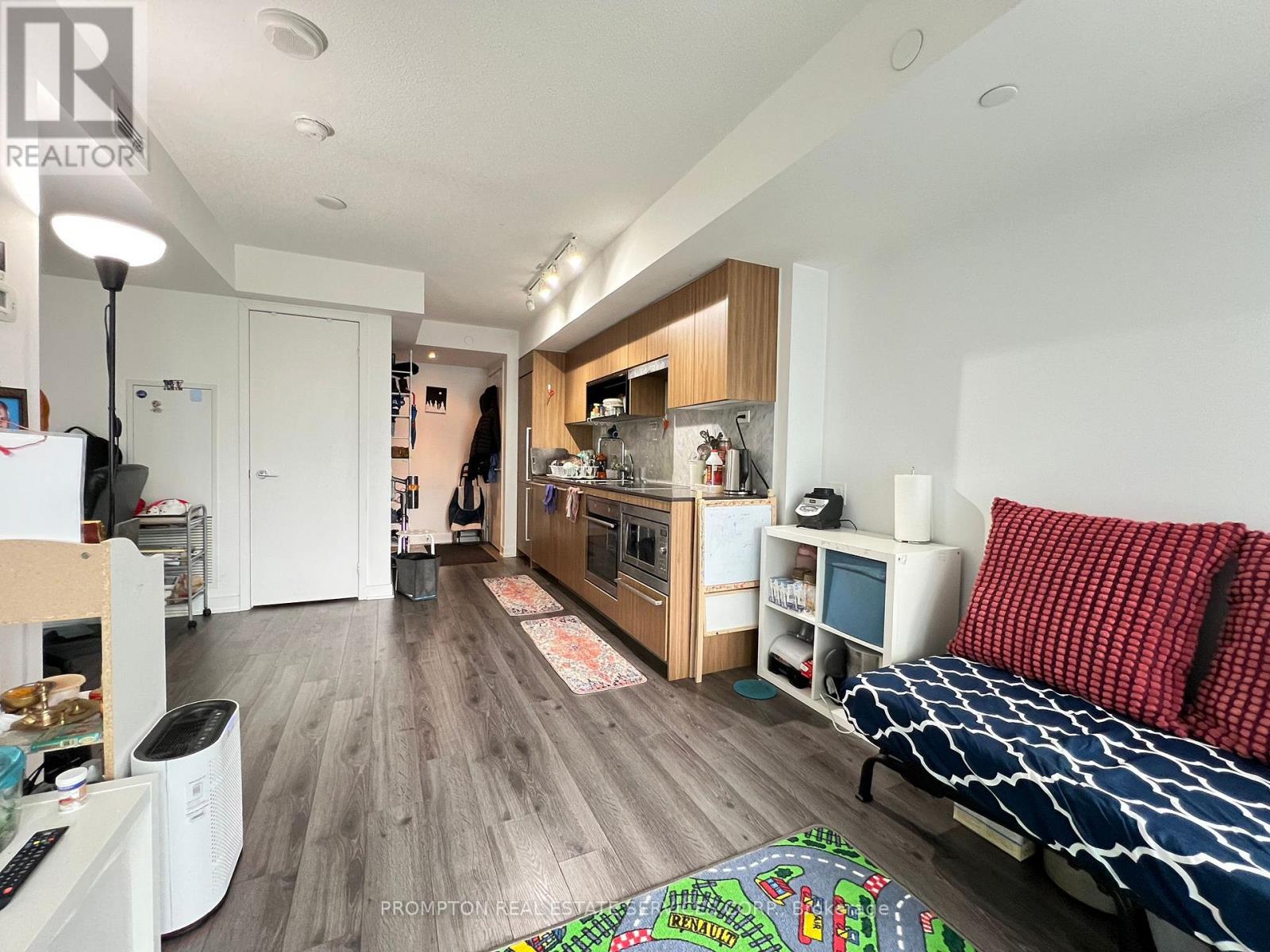 1505 - 70 Queens Wharf Road, Toronto, Ontario  M5V 0J2 - Photo 6 - C12901254