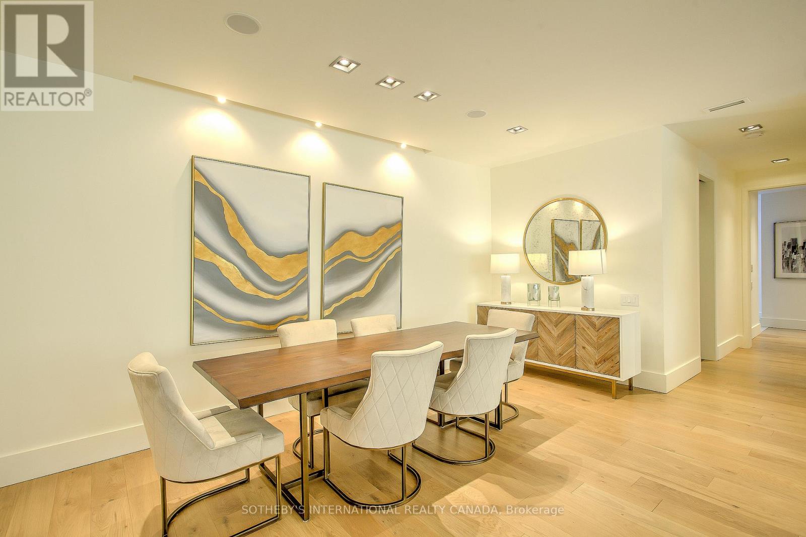 2101 - 20 Blue Jays Way, Toronto, Ontario  M5V 3W6 - Photo 13 - C12901290