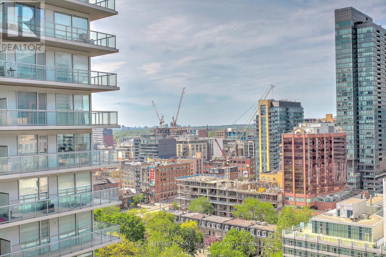 2101 - 20 Blue Jays Way, Toronto, Ontario  M5V 3W6 - Photo 36 - C12901290