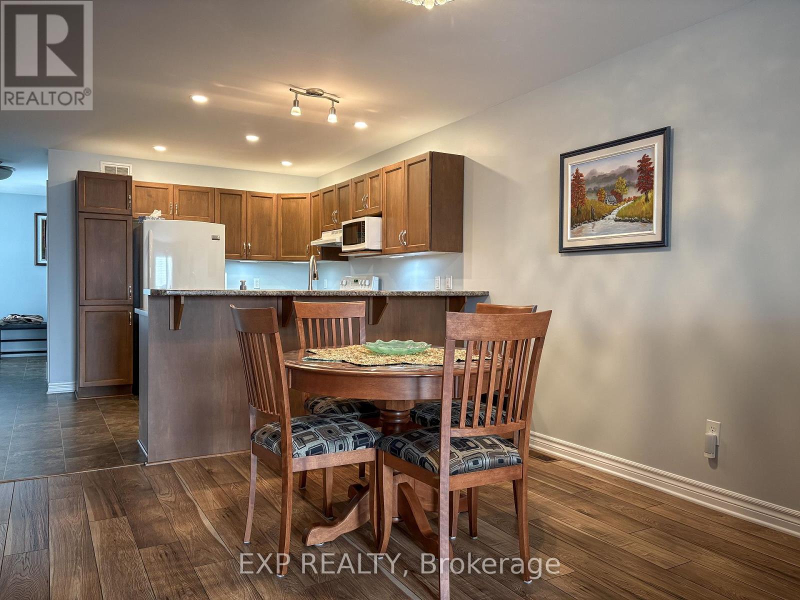 182 Elk Street, Renfrew, Ontario  K7V 1A0 - Photo 6 - X12901220