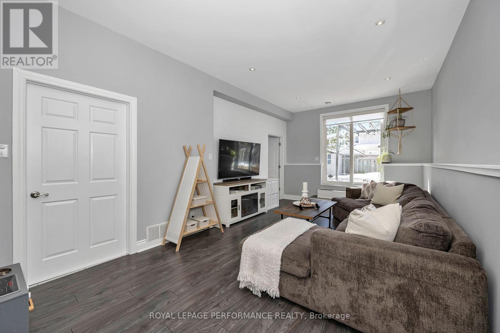 16 Montana Way, Ottawa, Ontario  K2J 4M5 - Photo 22 - X12901210