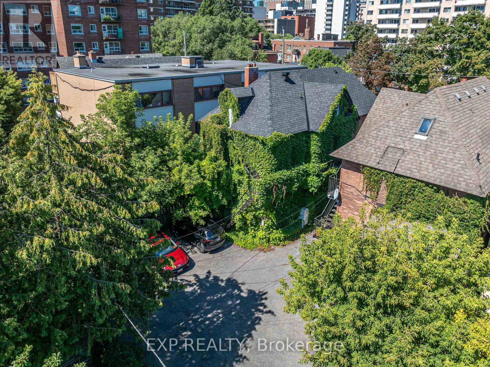 88 Maclaren Street, Ottawa, Ontario  K2P 0K6 - Photo 10 - X12901218