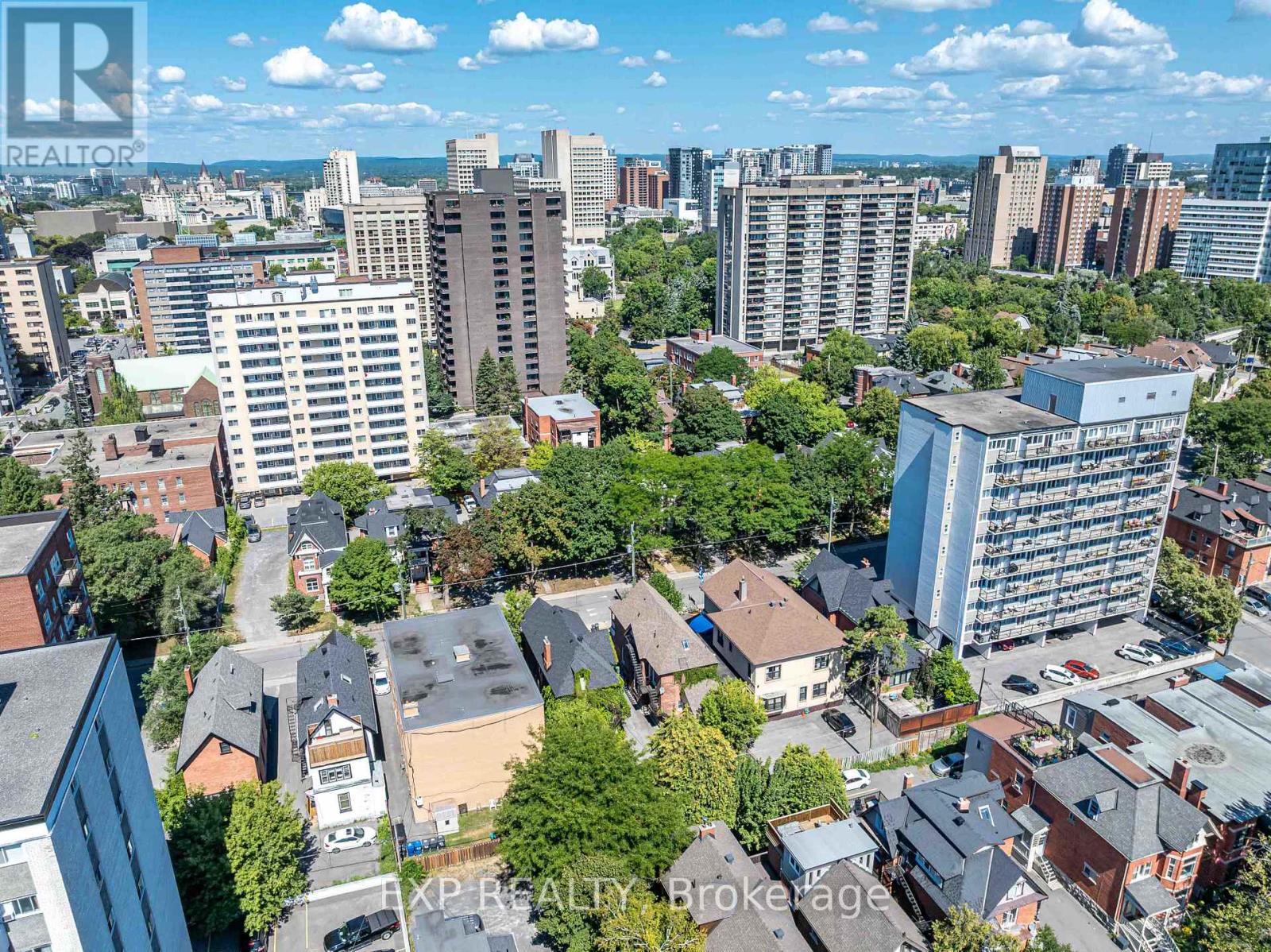 88 Maclaren Street, Ottawa, Ontario  K2P 0K6 - Photo 19 - X12901218