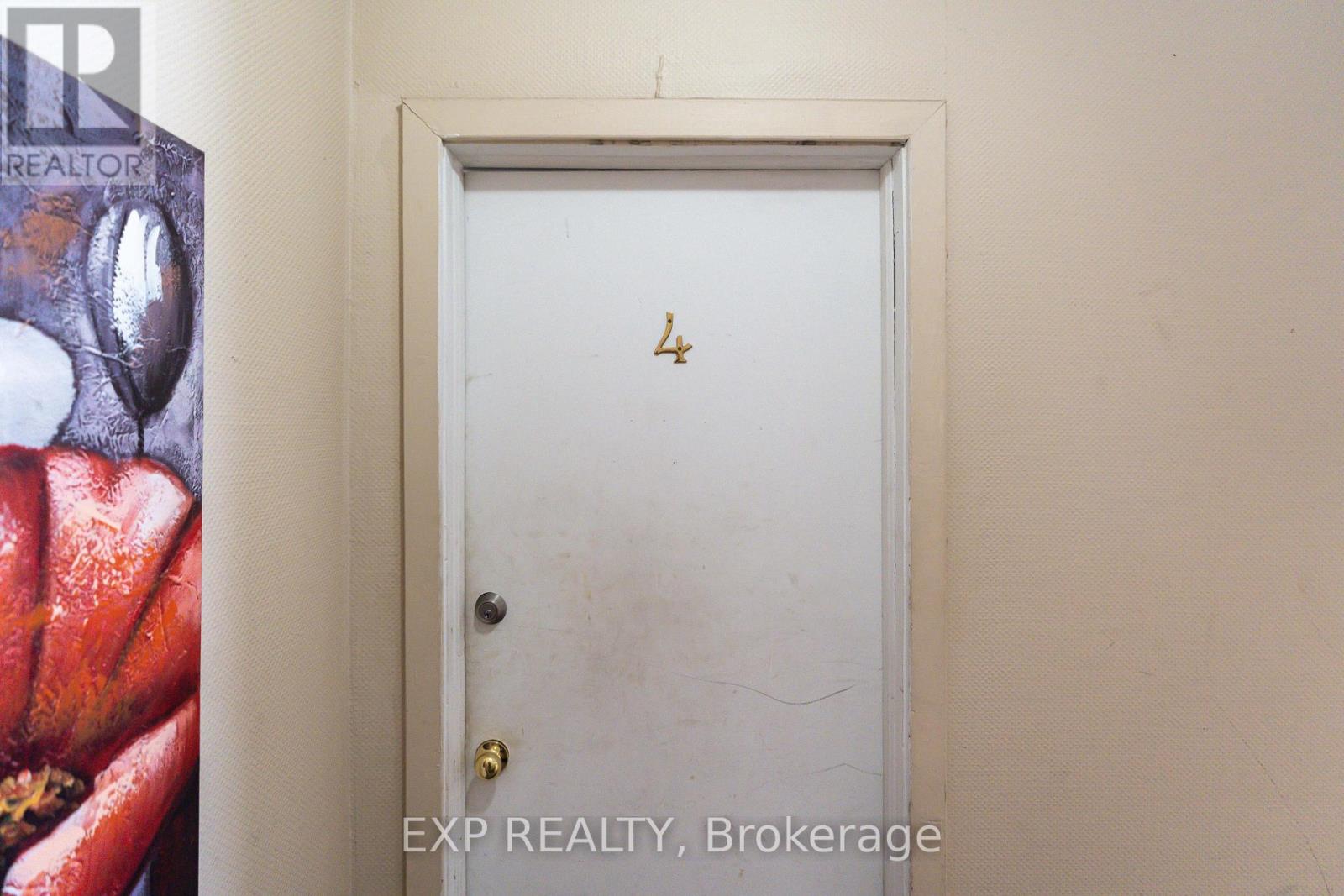 88 Maclaren Street, Ottawa, Ontario  K2P 0K6 - Photo 37 - X12901218