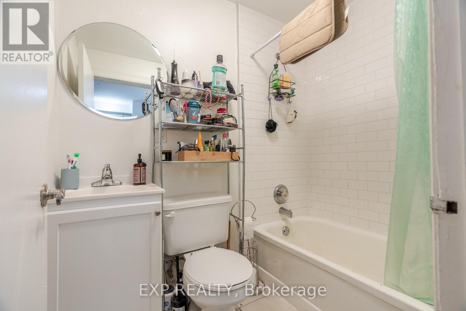 88 Maclaren Street, Ottawa, Ontario  K2P 0K6 - Photo 39 - X12901218