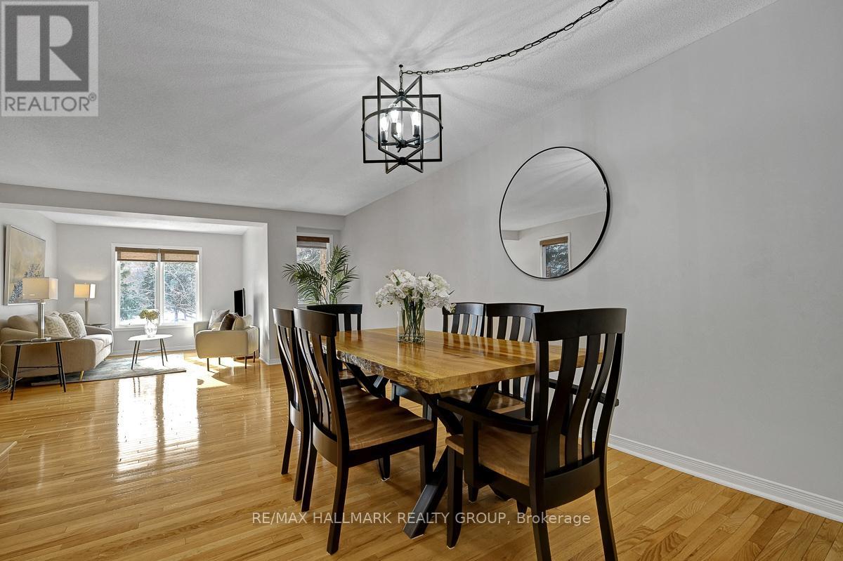 1 Rothbury Crescent, Ottawa, Ontario  K1K 4N4 - Photo 17 - X12901268