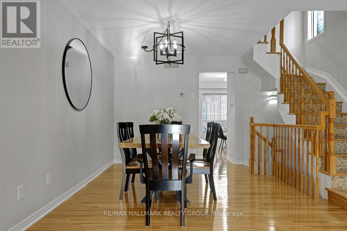 1 Rothbury Crescent, Ottawa, Ontario  K1K 4N4 - Photo 18 - X12901268