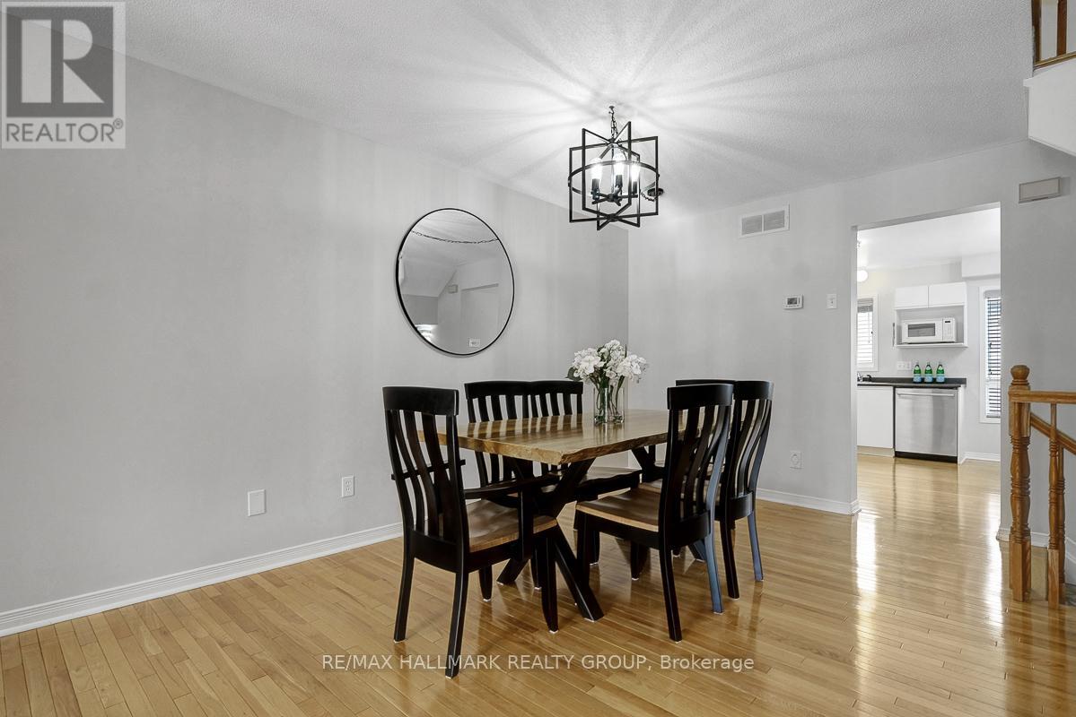 1 Rothbury Crescent, Ottawa, Ontario  K1K 4N4 - Photo 19 - X12901268