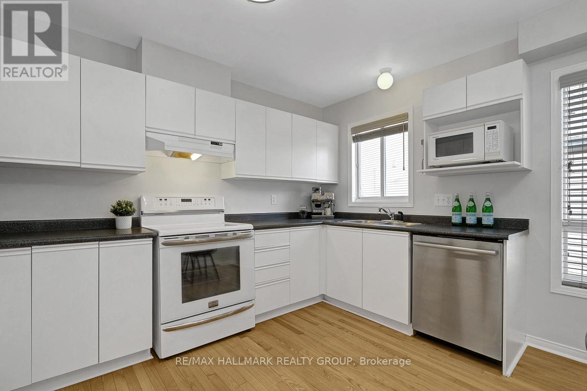 1 Rothbury Crescent, Ottawa, Ontario  K1K 4N4 - Photo 20 - X12901268