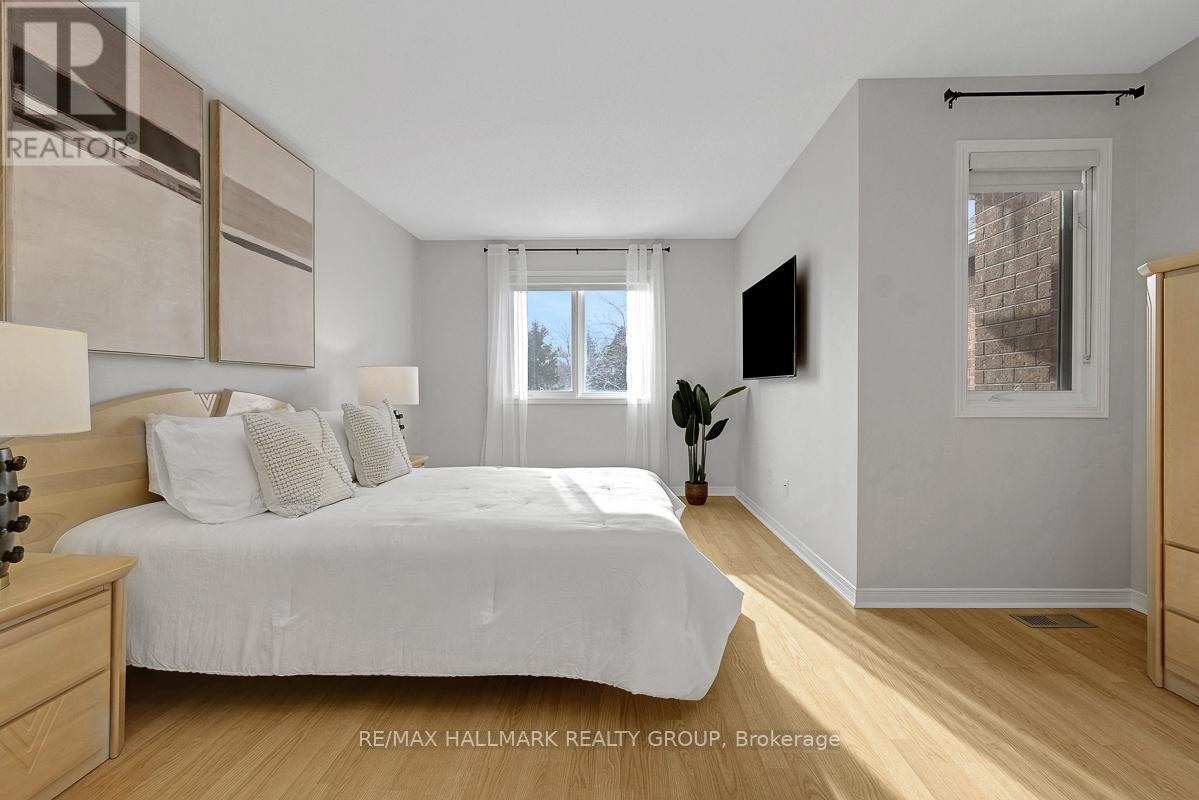 1 Rothbury Crescent, Ottawa, Ontario  K1K 4N4 - Photo 31 - X12901268