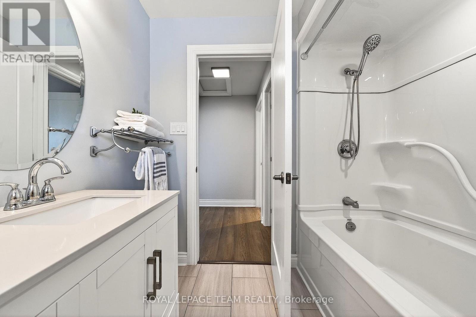 26 Solva Drive, Ottawa, Ontario  K2H 5R5 - Photo 24 - X12901286