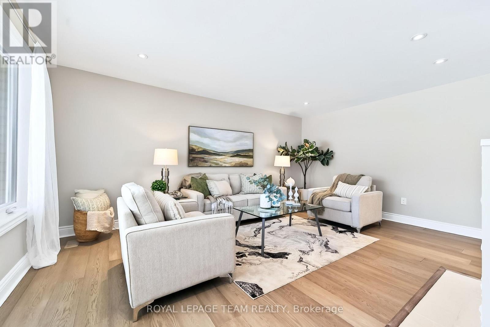 26 Solva Drive, Ottawa, Ontario  K2H 5R5 - Photo 7 - X12901286