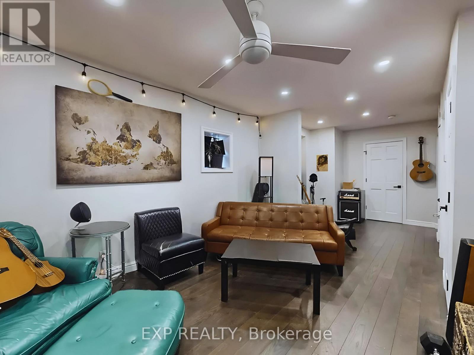 200 Waterloo Avenue, Guelph (Downtown), Ontario  N1H 3J5 - Photo 27 - X12795040