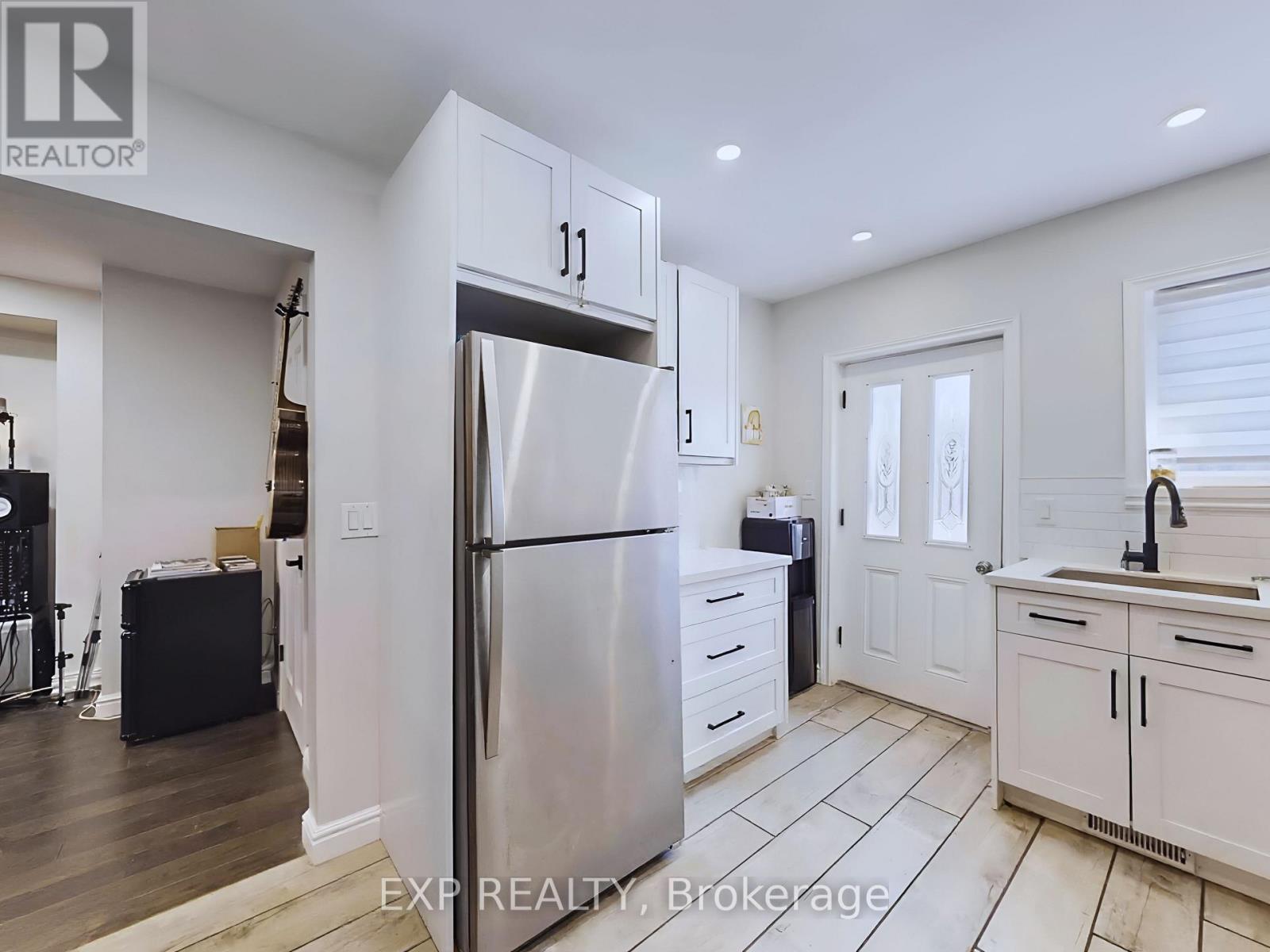 200 Waterloo Avenue, Guelph (Downtown), Ontario  N1H 3J5 - Photo 34 - X12795040