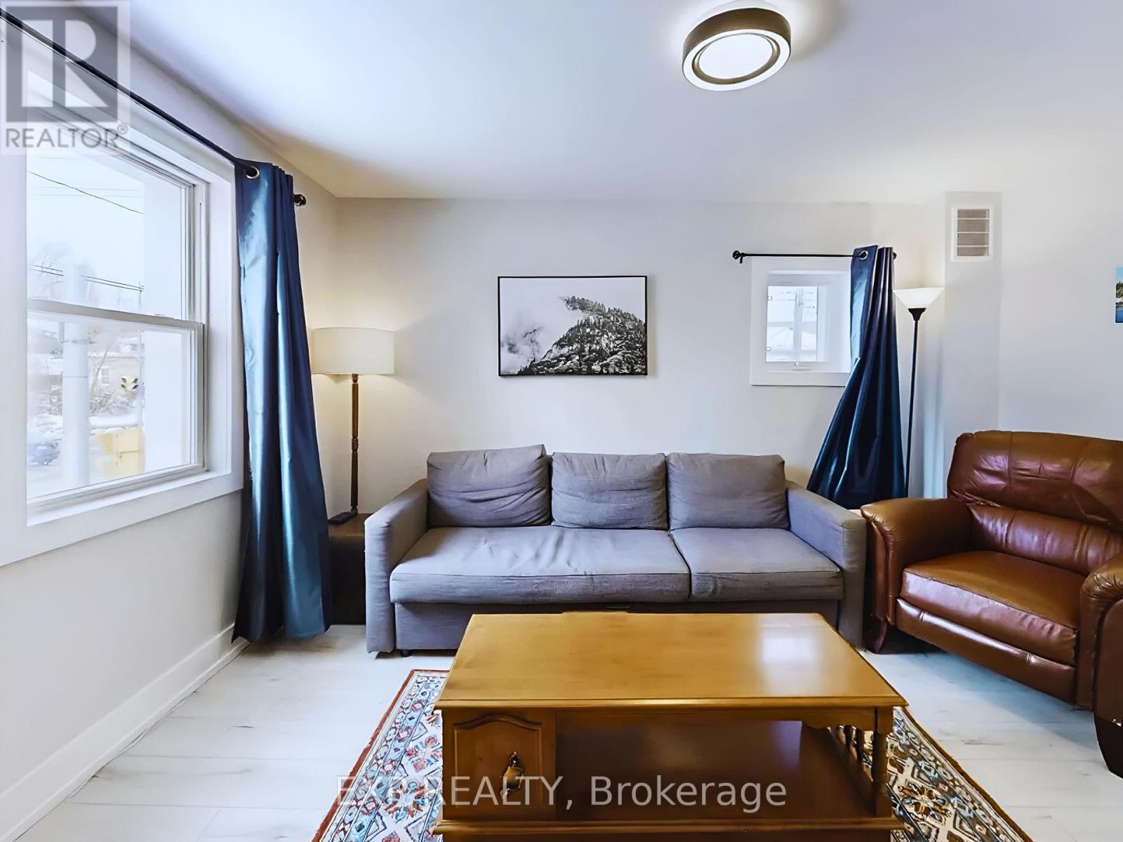 200 Waterloo Avenue, Guelph (Downtown), Ontario  N1H 3J5 - Photo 6 - X12795040