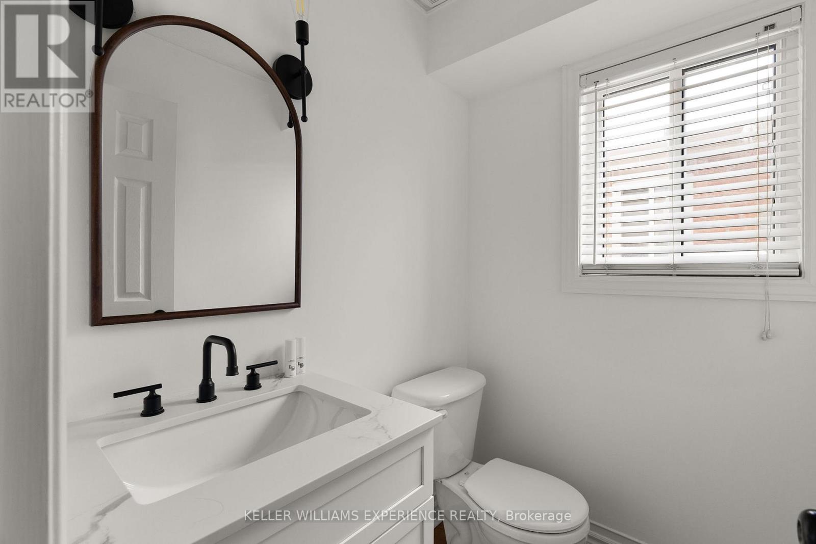 102 Country Lane, Barrie (Painswick South), Ontario  L4N 0N3 - Photo 12 - S12901222