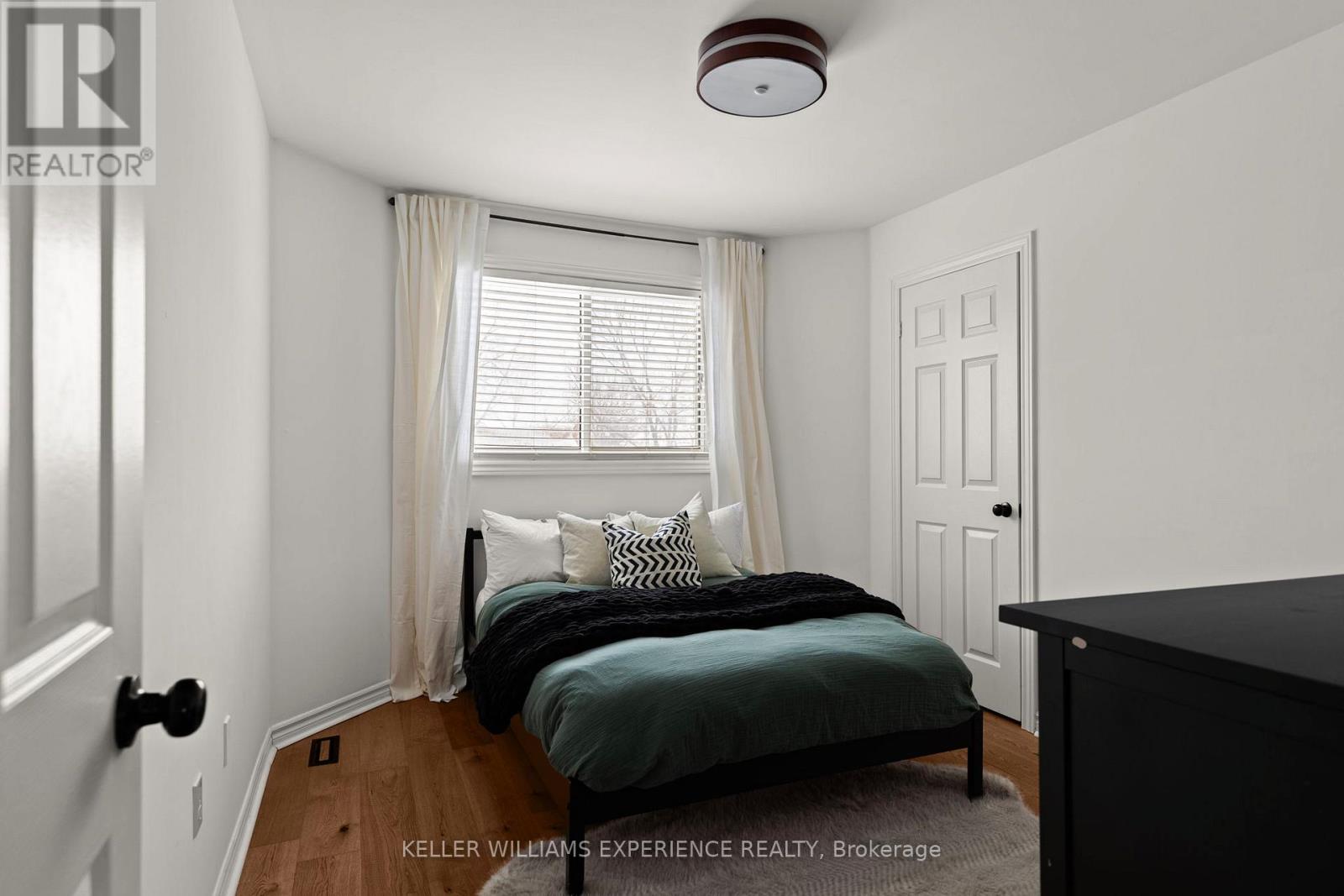 102 Country Lane, Barrie (Painswick South), Ontario  L4N 0N3 - Photo 19 - S12901222