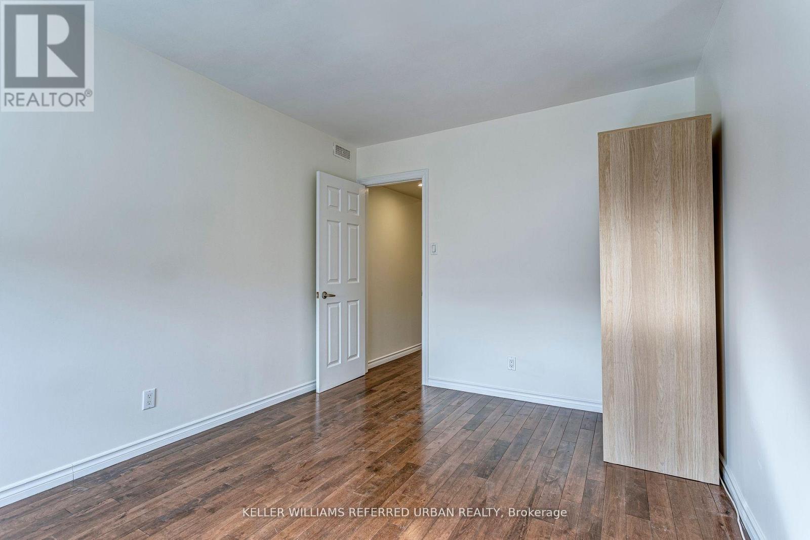 2 - 2976 Lake Shore Boulevard W, Toronto (New Toronto), Ontario  M8V 1J9 - Photo 5 - W12901212