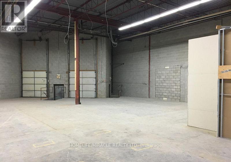 8 & 9 - 11 Edvac Drive, Brampton (Gore Industrial North), Ontario  L6S 5W5 - Photo 5 - W12901226