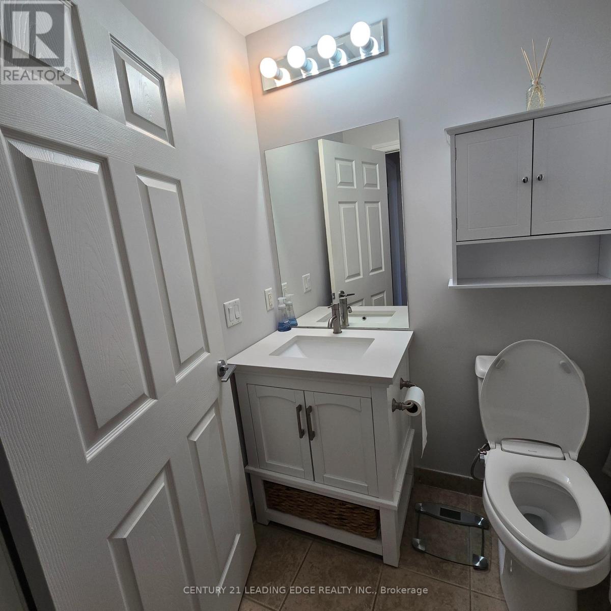 103 - 2325 Central Park Drive, Oakville (Ro River Oaks), Ontario  L6H 0E2 - Photo 13 - W12901234