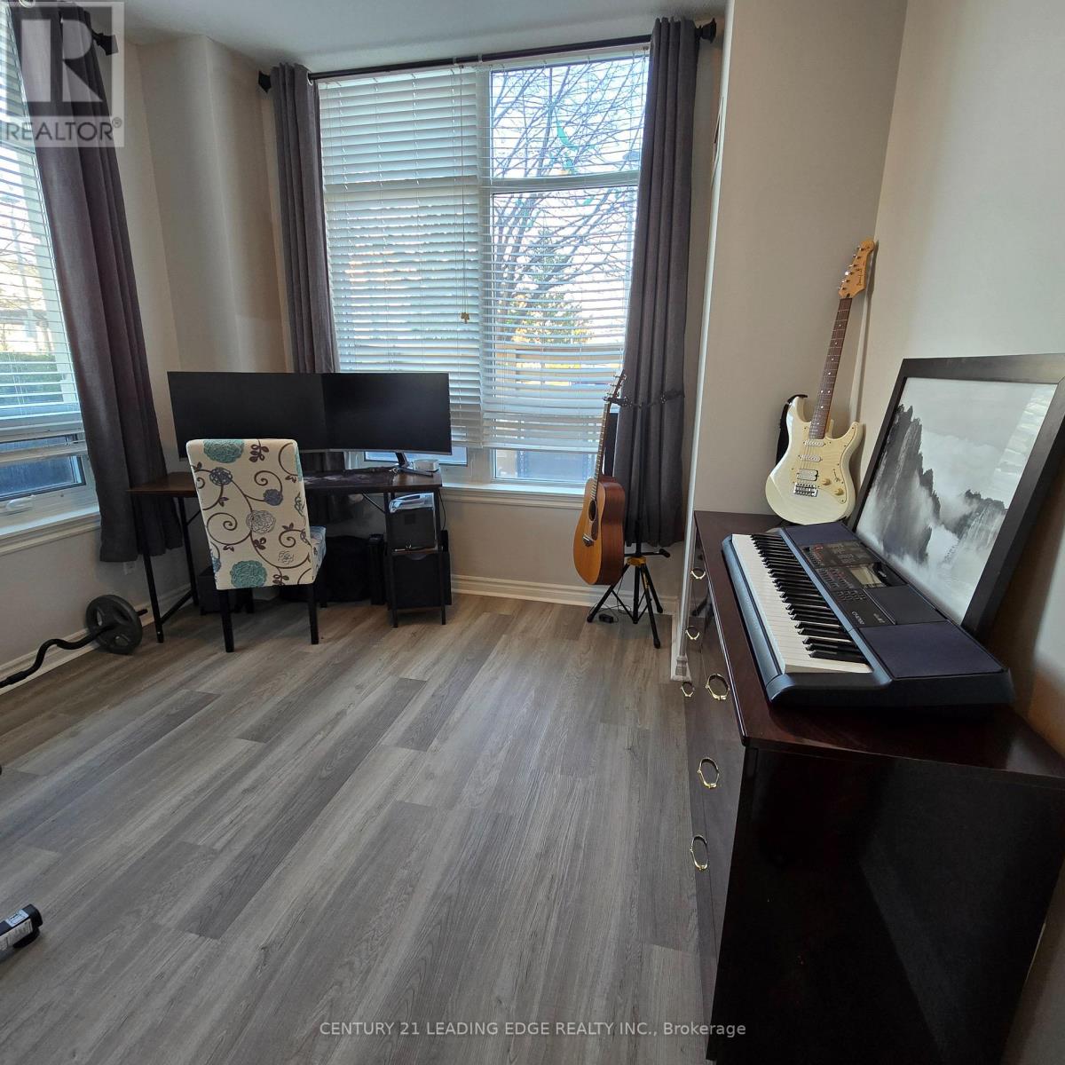 103 - 2325 Central Park Drive, Oakville (Ro River Oaks), Ontario  L6H 0E2 - Photo 7 - W12901234